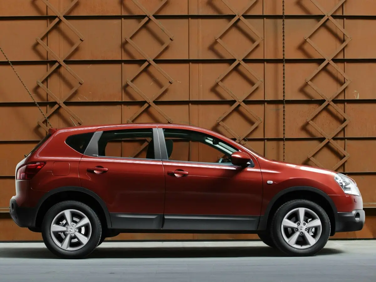 Nissan Qashqai I Внедорожник 5 дв. — фото 2