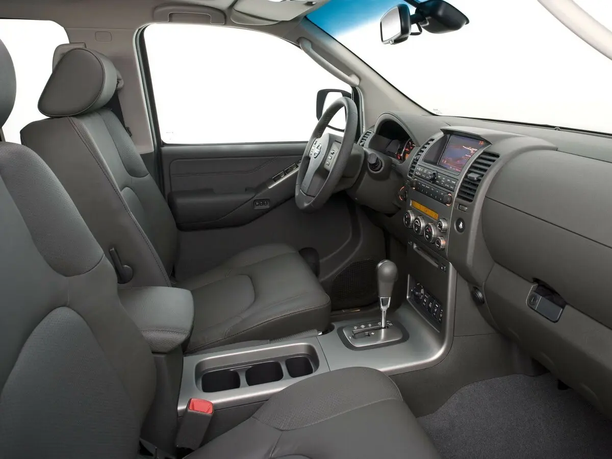 Nissan Pathfinder III Внедорожник 5 дв. — фото 7