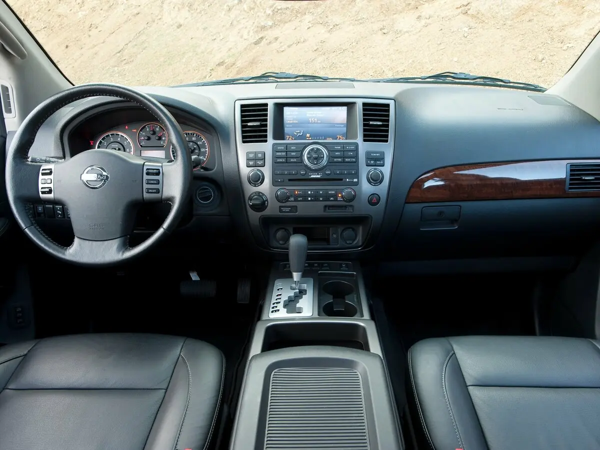 Nissan Armada I Рестайлинг Внедорожник 5 дв. — 照片 6