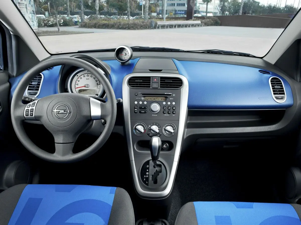 Opel Agila B Хэтчбек 5 дв. — фото 6