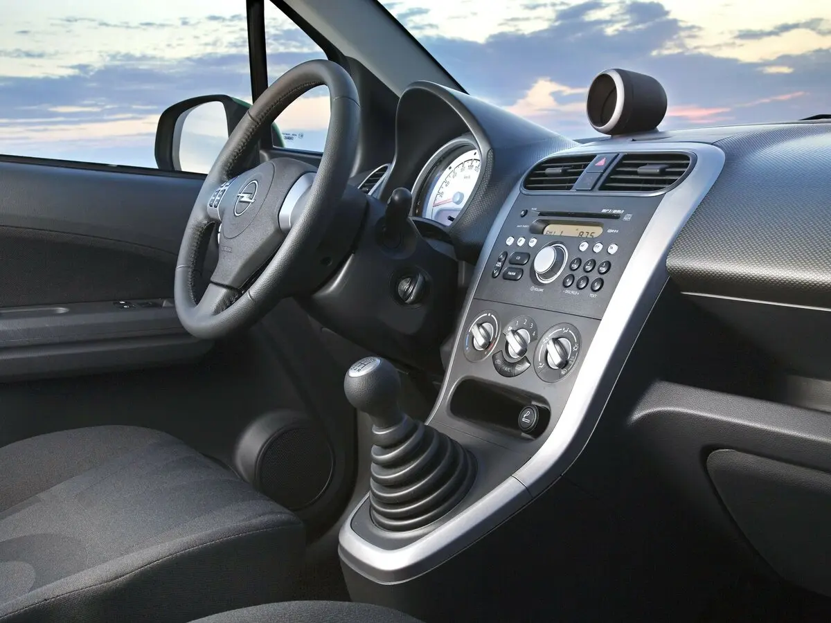 Opel Agila B Хэтчбек 5 дв. — фото 7