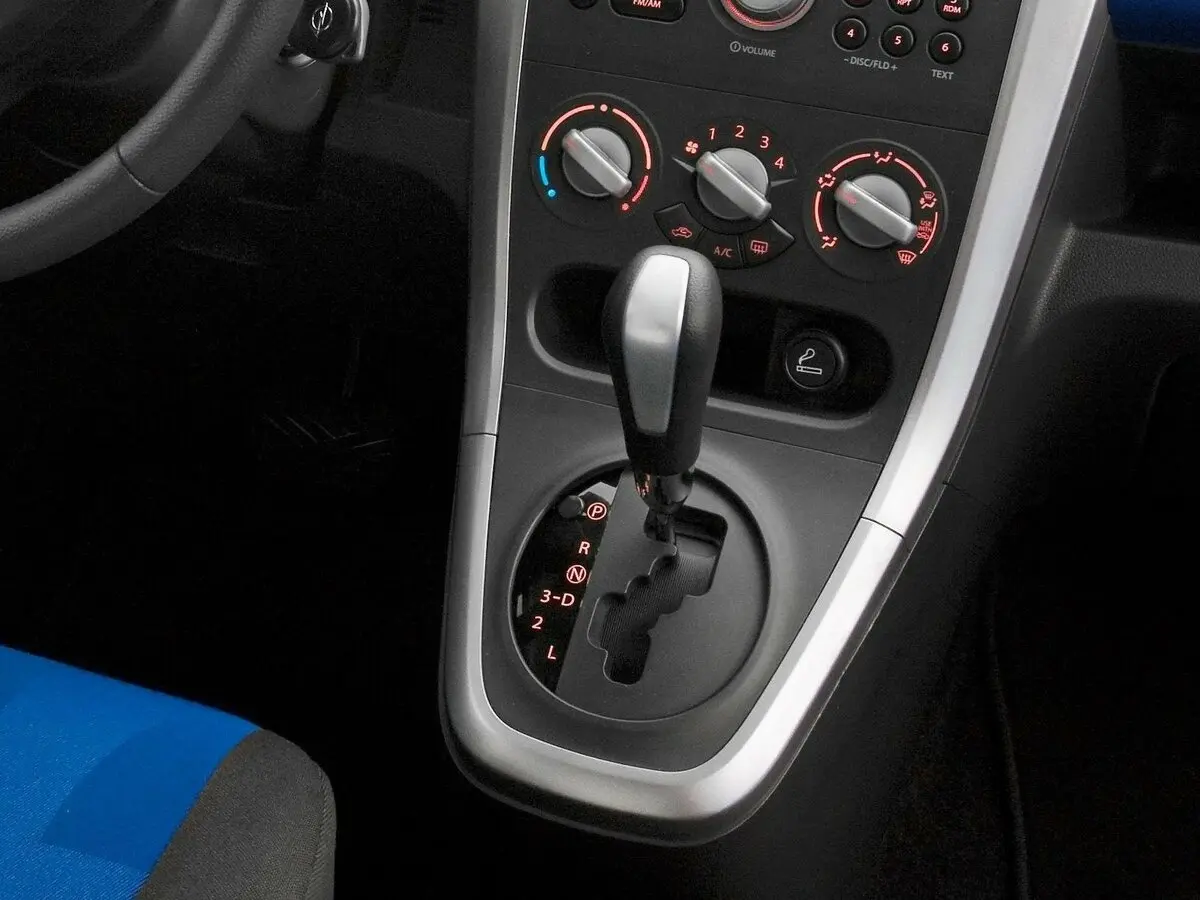 Opel Agila B Хэтчбек 5 дв. — фото 13