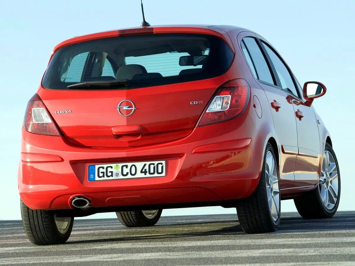 Opel Corsa D Хэтчбек 5 дв. — photo 4