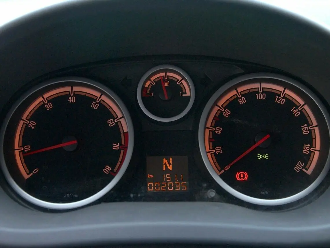Opel Corsa D Хэтчбек 5 дв. — photo 8