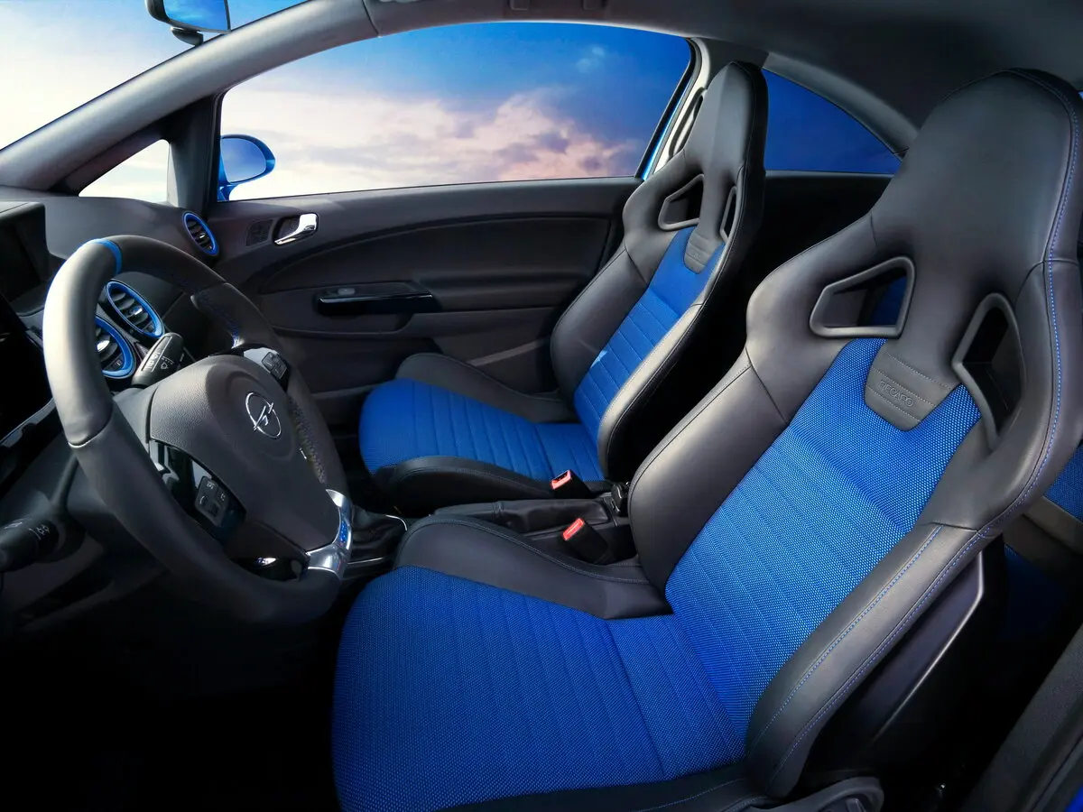 Opel Corsa OPC D Хэтчбек 3 дв. — 照片 7