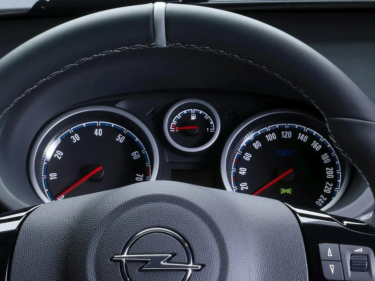 Opel Corsa OPC D Хэтчбек 3 дв. — 照片 8