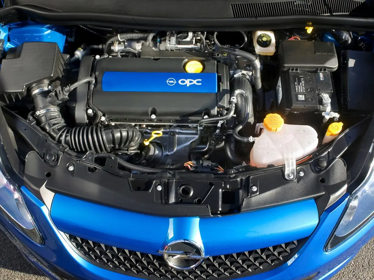 Opel Corsa OPC D Хэтчбек 3 дв. — 照片 14