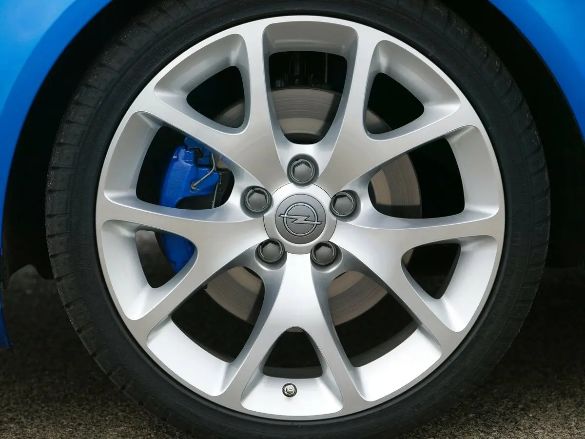 Opel Corsa OPC D Хэтчбек 3 дв. — 照片 15