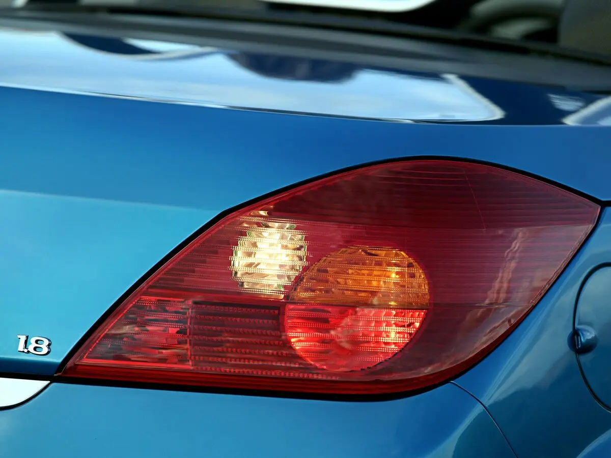 Opel Tigra B Родстер — photo 7