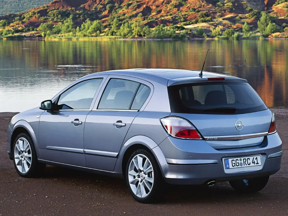 Opel Astra H Рестайлинг Хэтчбек 5 дв. — фото 5
