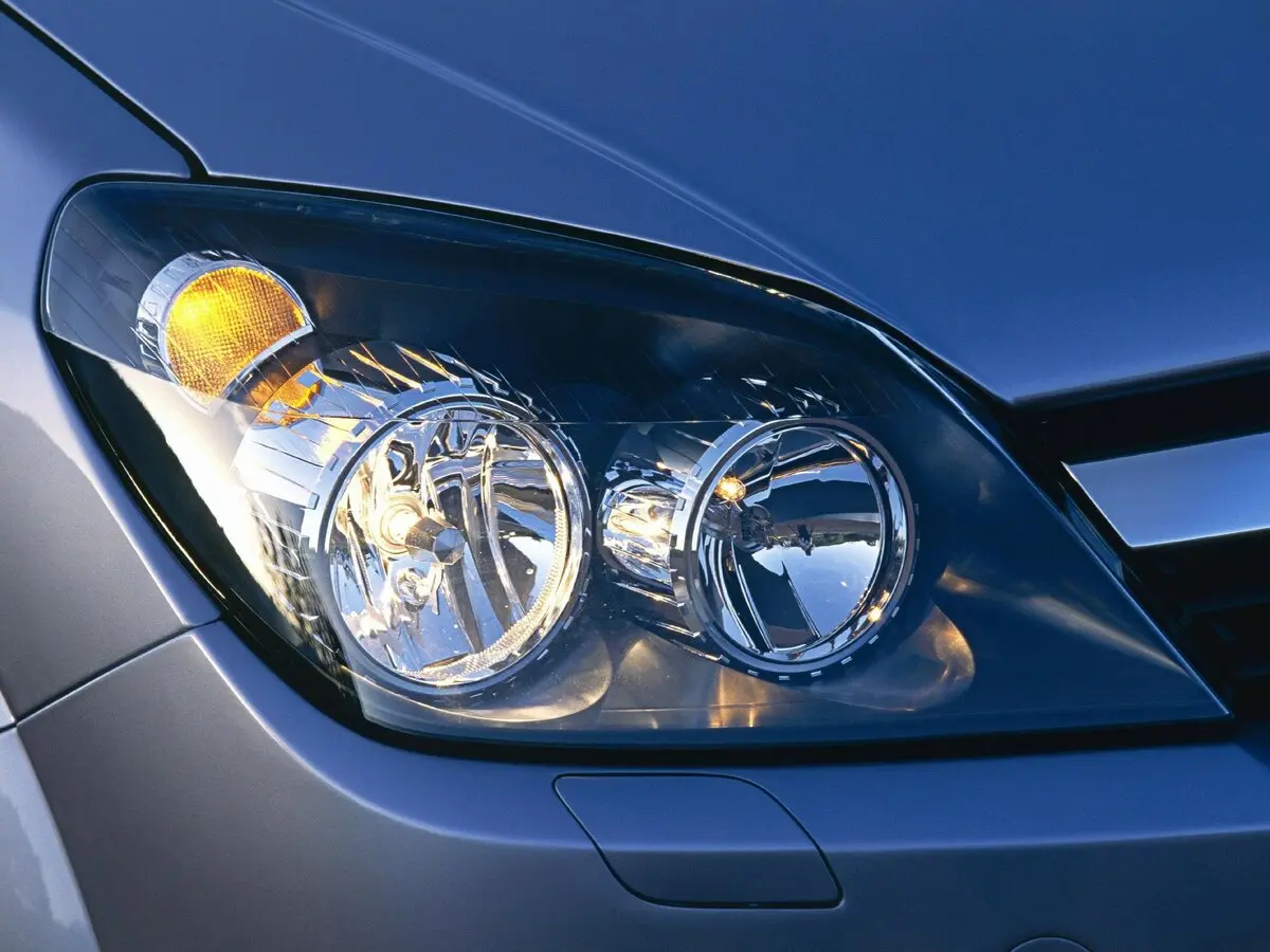 Opel Astra H Рестайлинг Хэтчбек 5 дв. — фото 9