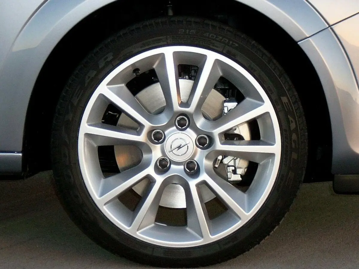 Opel Astra H Рестайлинг Хэтчбек 5 дв. — фото 11