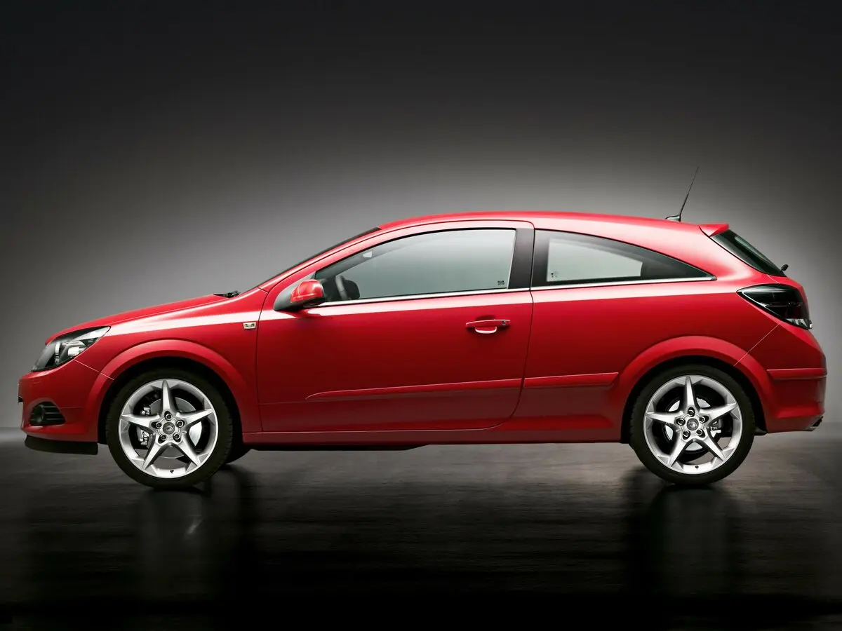 Opel Astra H Рестайлинг Хэтчбек 3 дв. GTC — фото 2