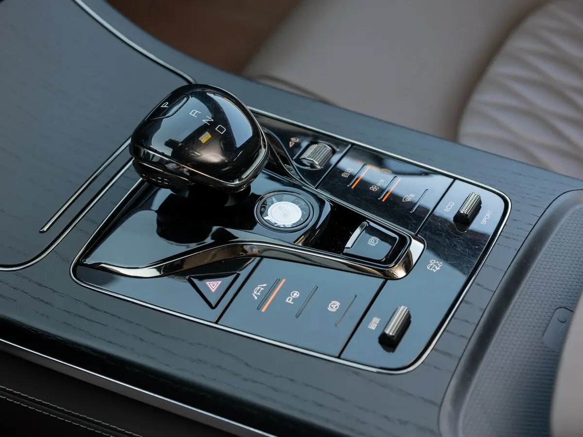 BYD Han I Седан EV — сүрөт 22