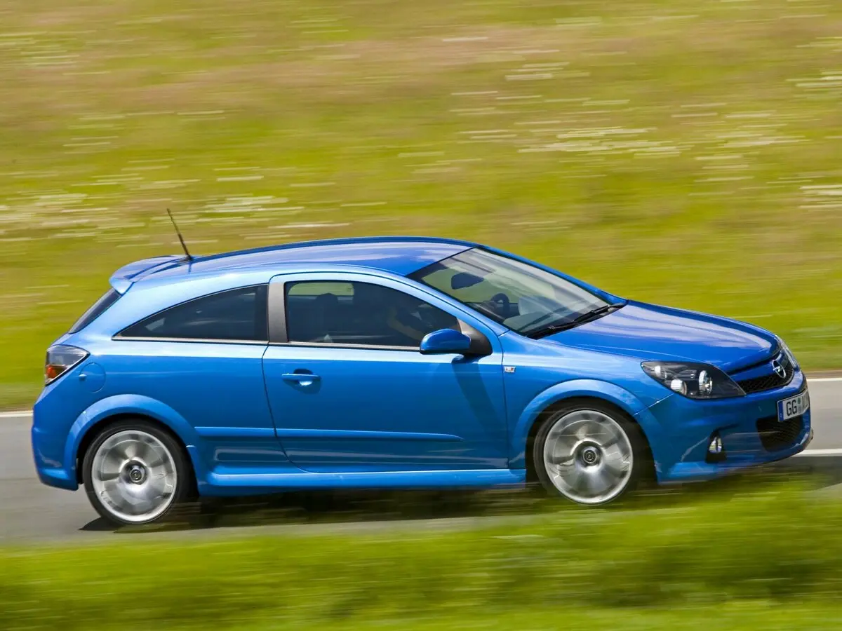 Opel Astra OPC H Хэтчбек 3 дв. — сүрөт 2