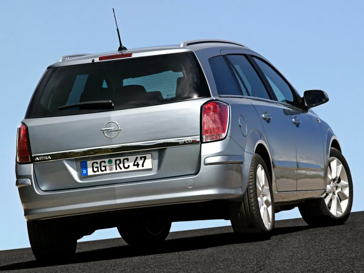 Opel Astra H Рестайлинг Универсал 5 дв. — фото 4