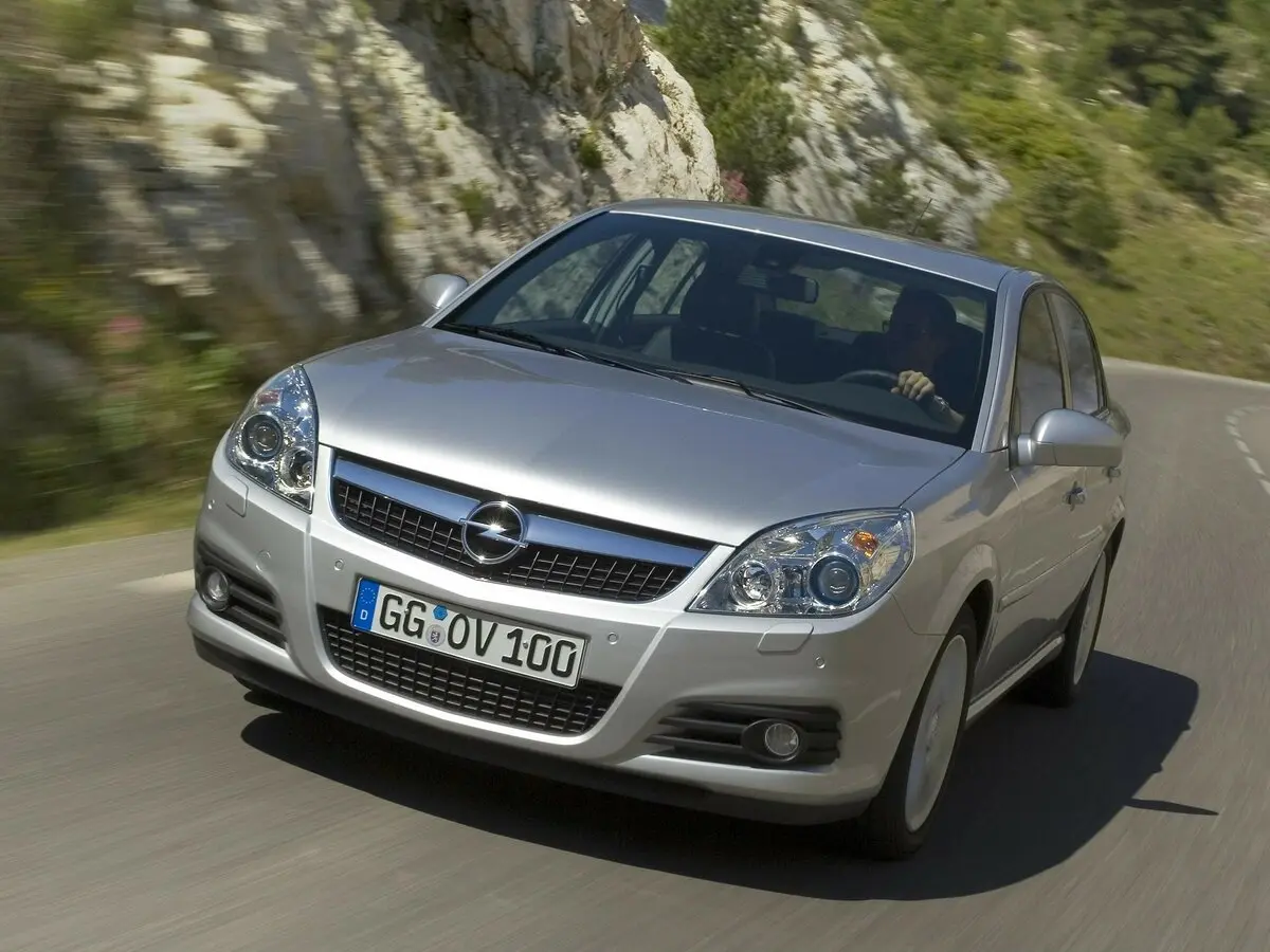 Opel Vectra C Рестайлинг Седан — фото 3