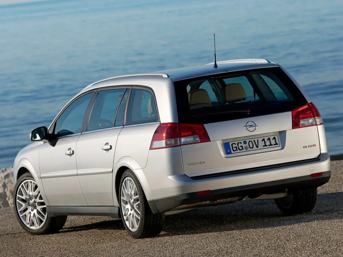 Opel Vectra C Рестайлинг Универсал 5 дв. — фото 4