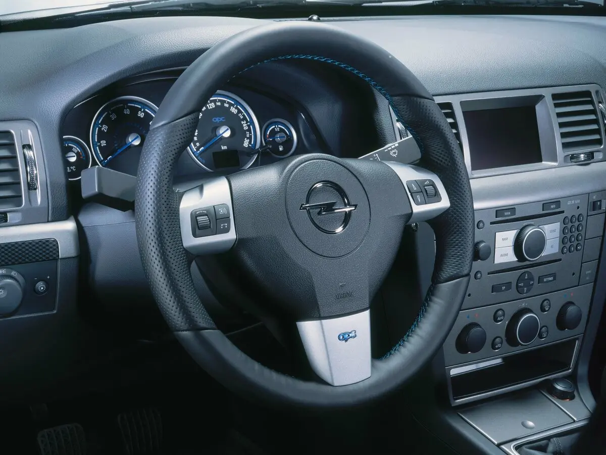 Opel Vectra OPC C Рестайлинг Универсал 5 дв. — 照片 6