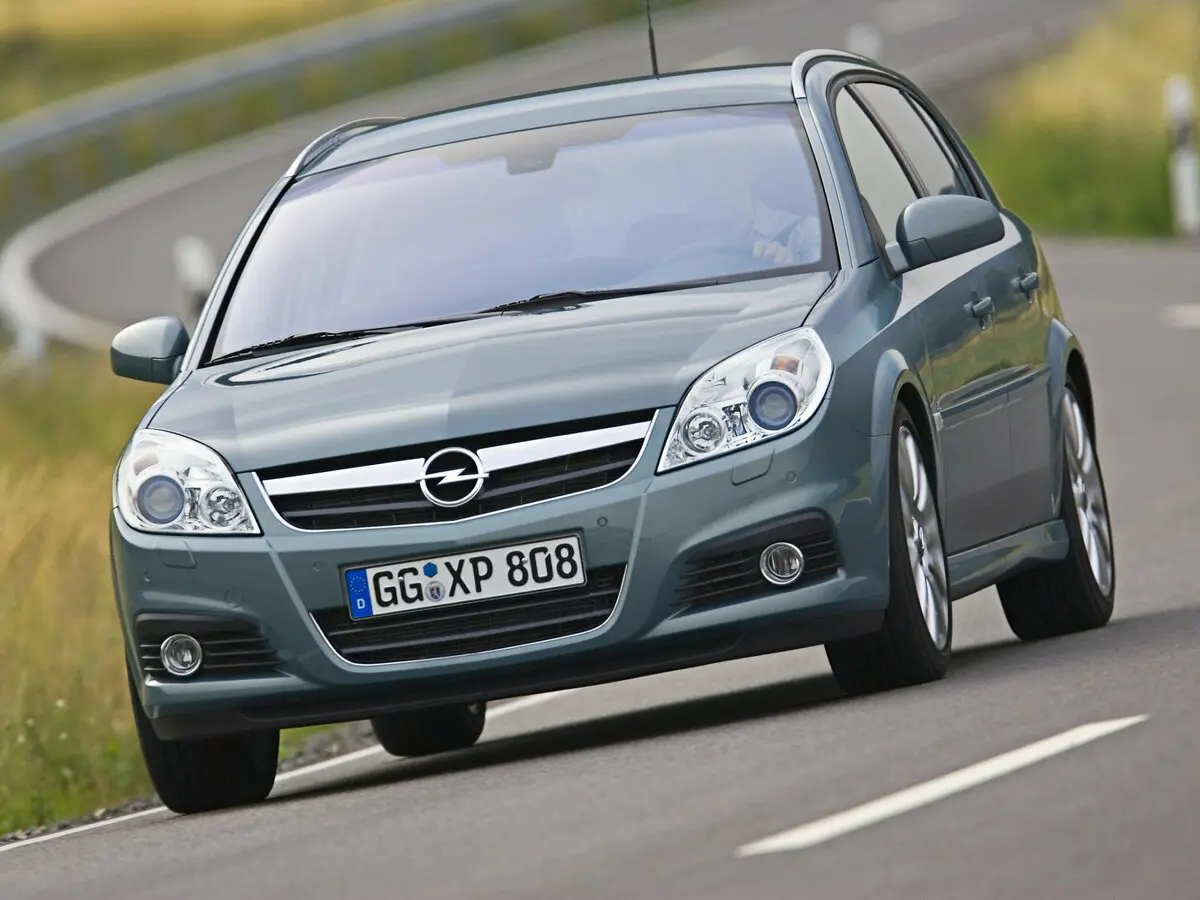 Opel Signum I Рестайлинг Хэтчбек 5 дв. — photo 4