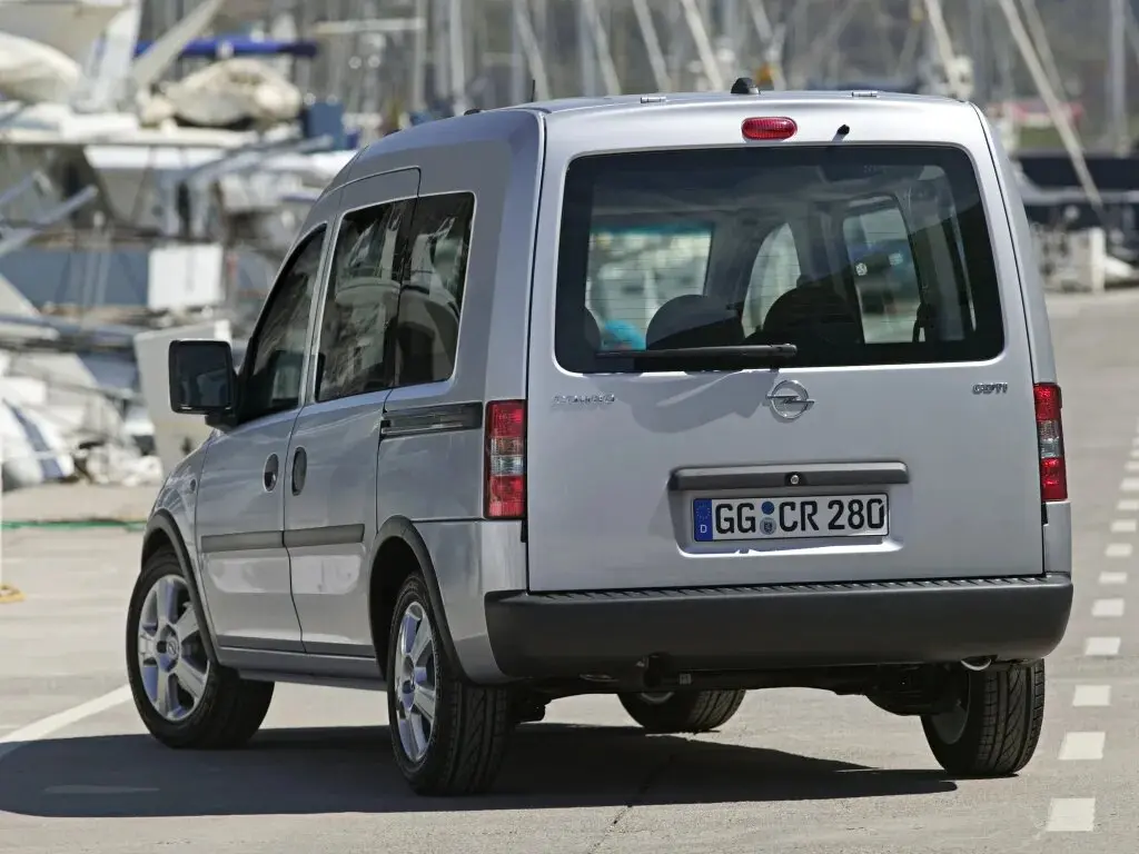 Opel Combo C Рестайлинг Компактвэн — 照片 4