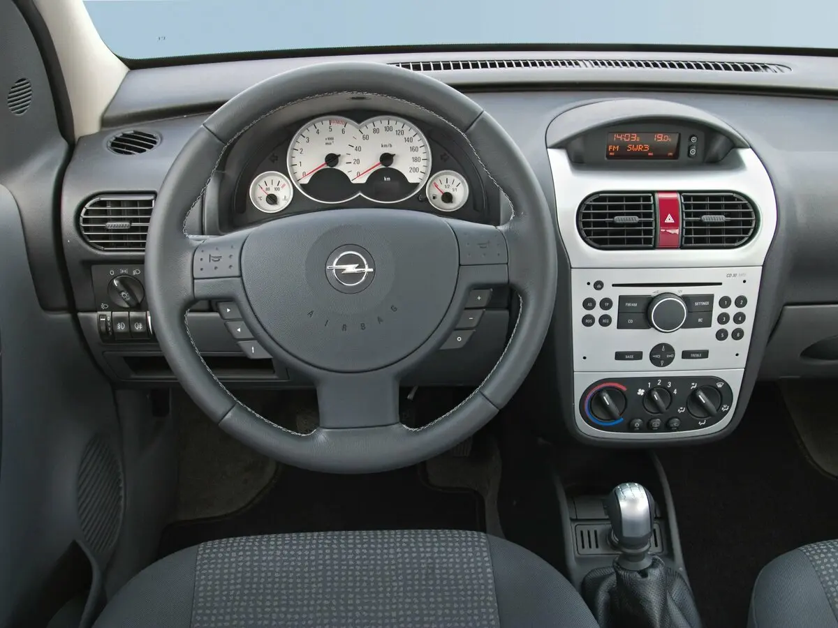 Opel Combo C Рестайлинг Компактвэн — 照片 6