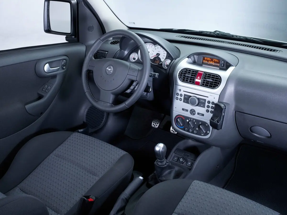 Opel Combo C Рестайлинг Компактвэн — 照片 7