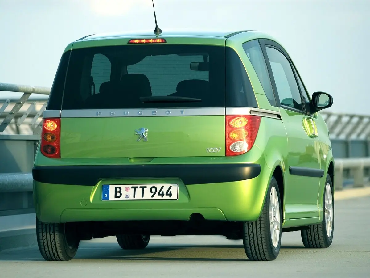 Peugeot 1007 2005 – 2009 Хэтчбек 3 дв. — 照片 4