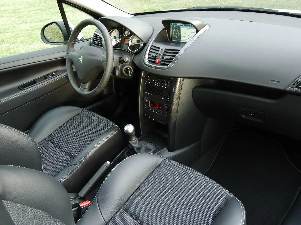 Peugeot 207 I Хэтчбек 3 дв. — сүрөт 4