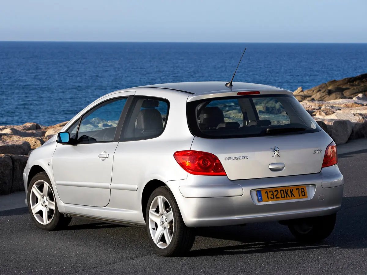 Peugeot 307 I Рестайлинг Хэтчбек 3 дв. — сүрөт 3