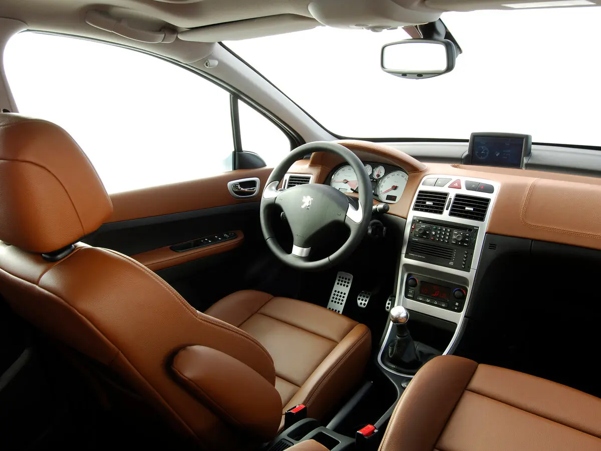 Peugeot 307 I Рестайлинг Хэтчбек 5 дв. — сүрөт 5