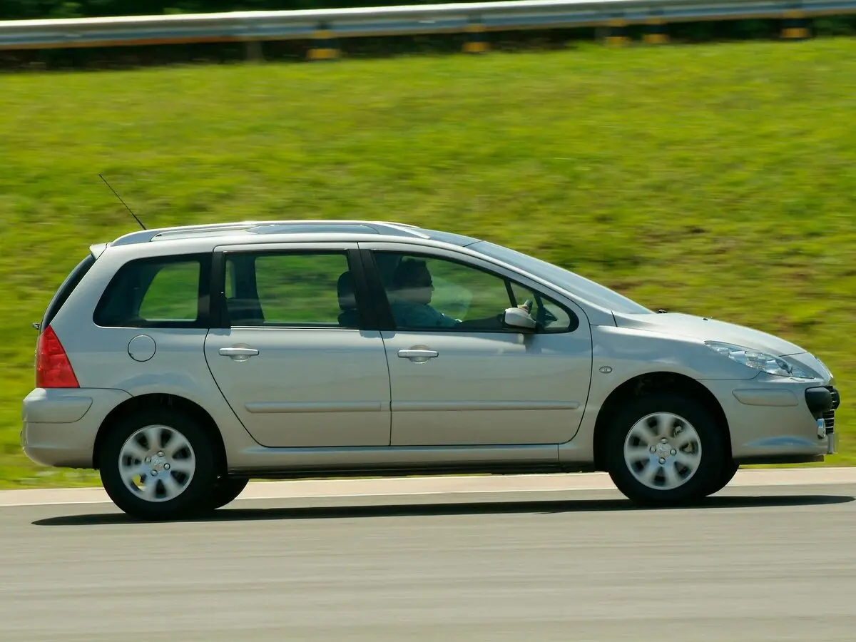 Peugeot 307 I Рестайлинг Универсал 5 дв. — сүрөт 2