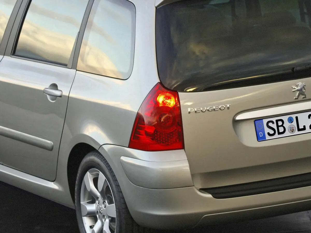Peugeot 307 I Рестайлинг Универсал 5 дв. — сүрөт 10