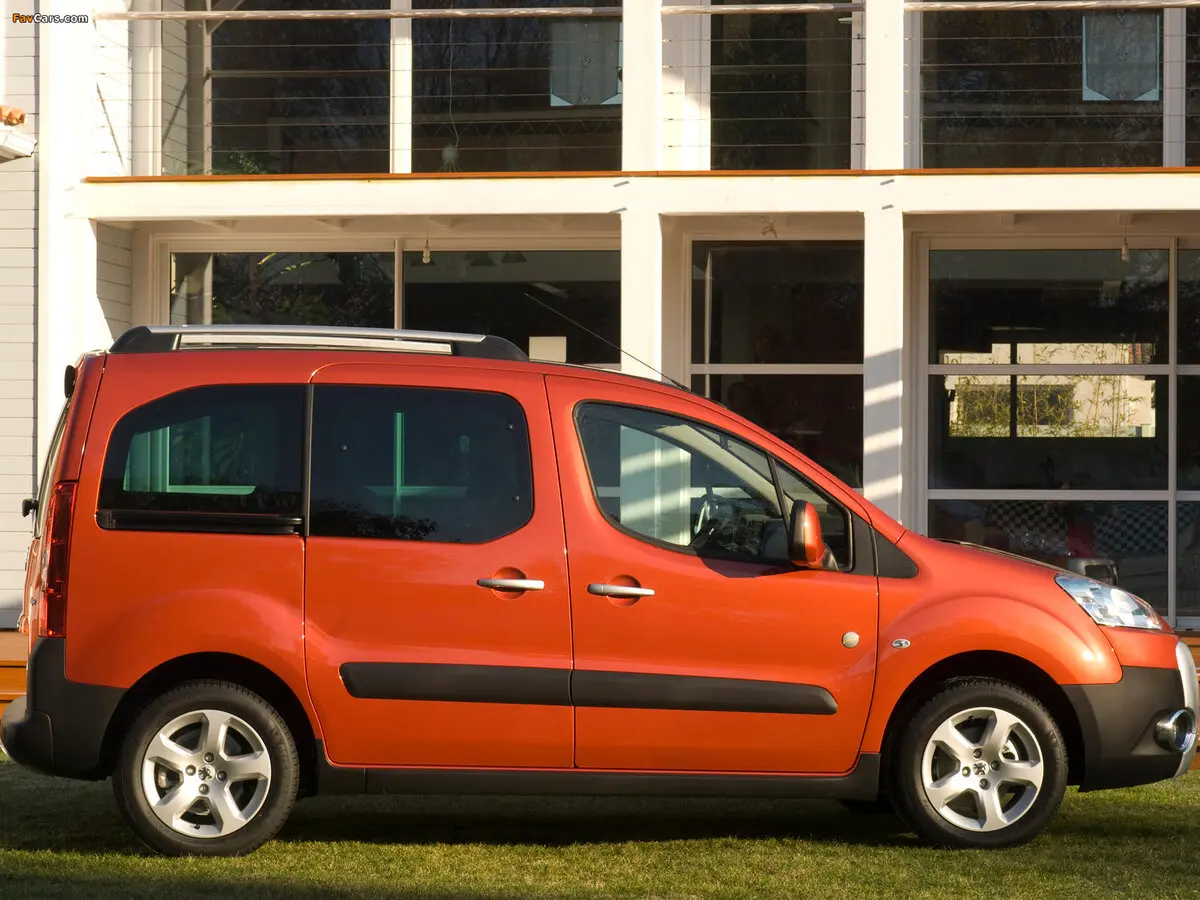 Peugeot Partner II Компактвэн — photo 2