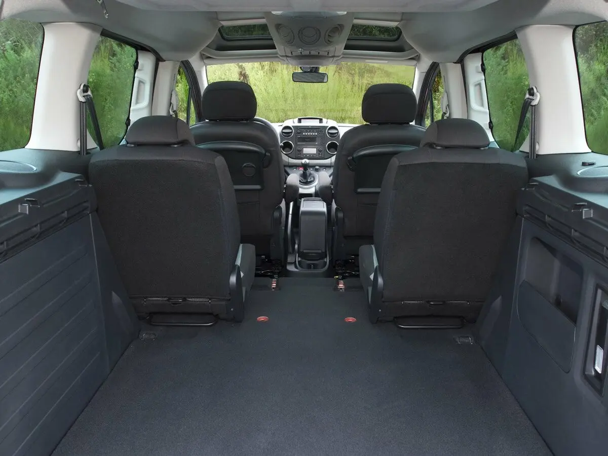 Peugeot Partner II Компактвэн — photo 13