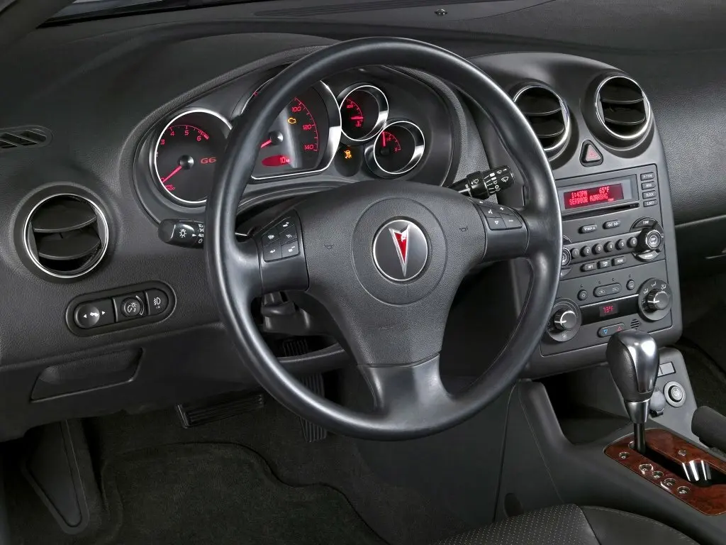 Pontiac G6 2004 – 2009 Седан — 照片 5