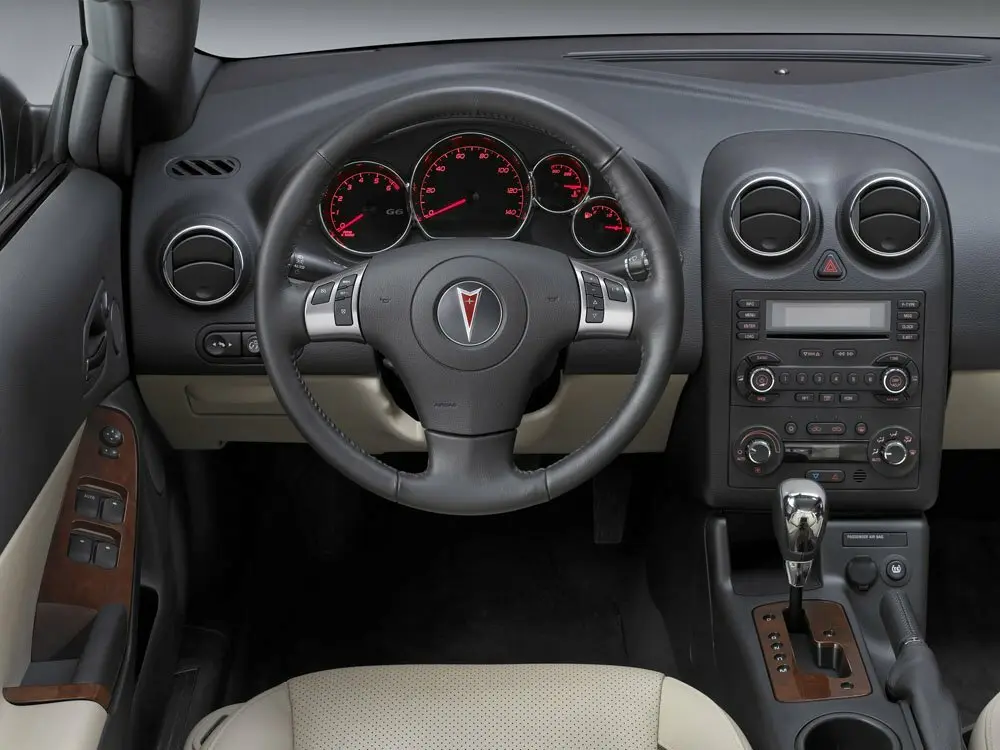 Pontiac G6 2004 – 2009 Седан — 照片 6