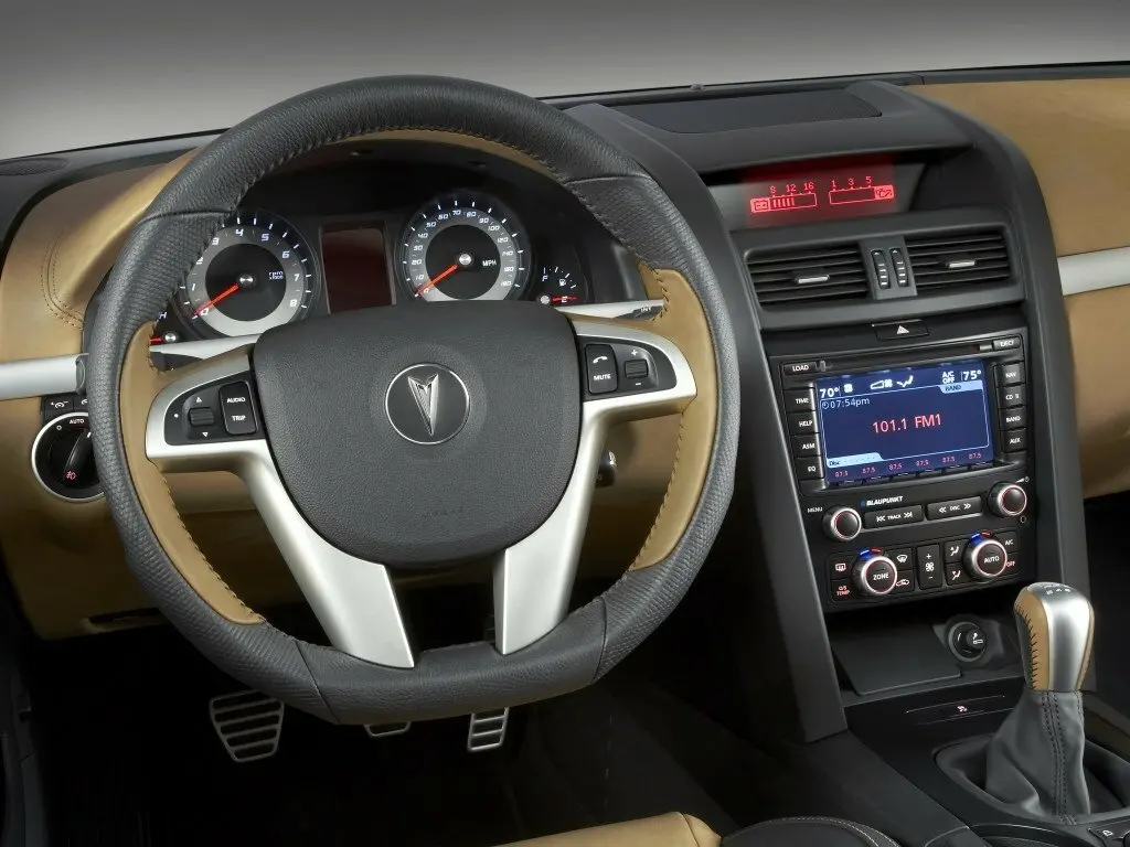 Pontiac G8 2007 – 2009 Седан — сүрөт 4