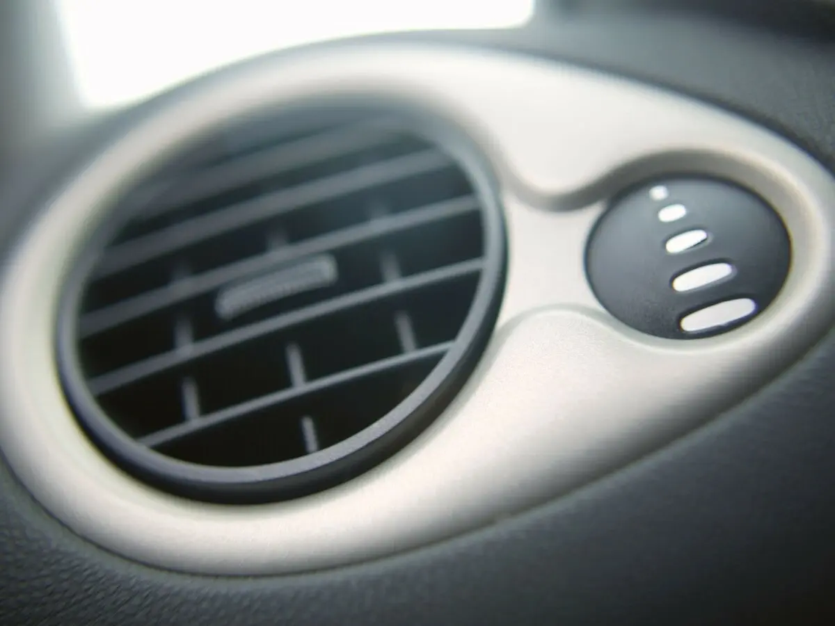 Renault Clio III Хэтчбек 3 дв. — сүрөт 10