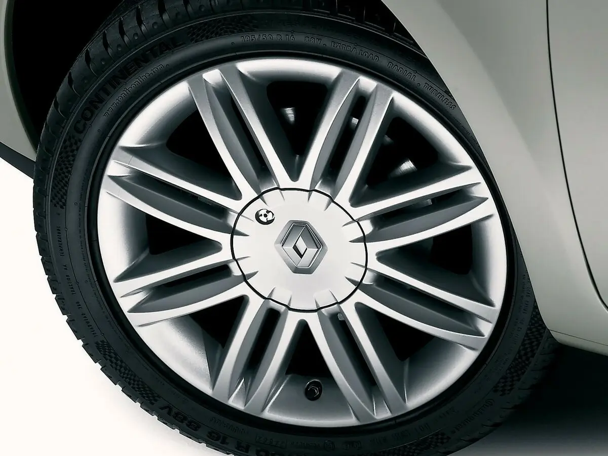 Renault Clio III Хэтчбек 3 дв. — сүрөт 12