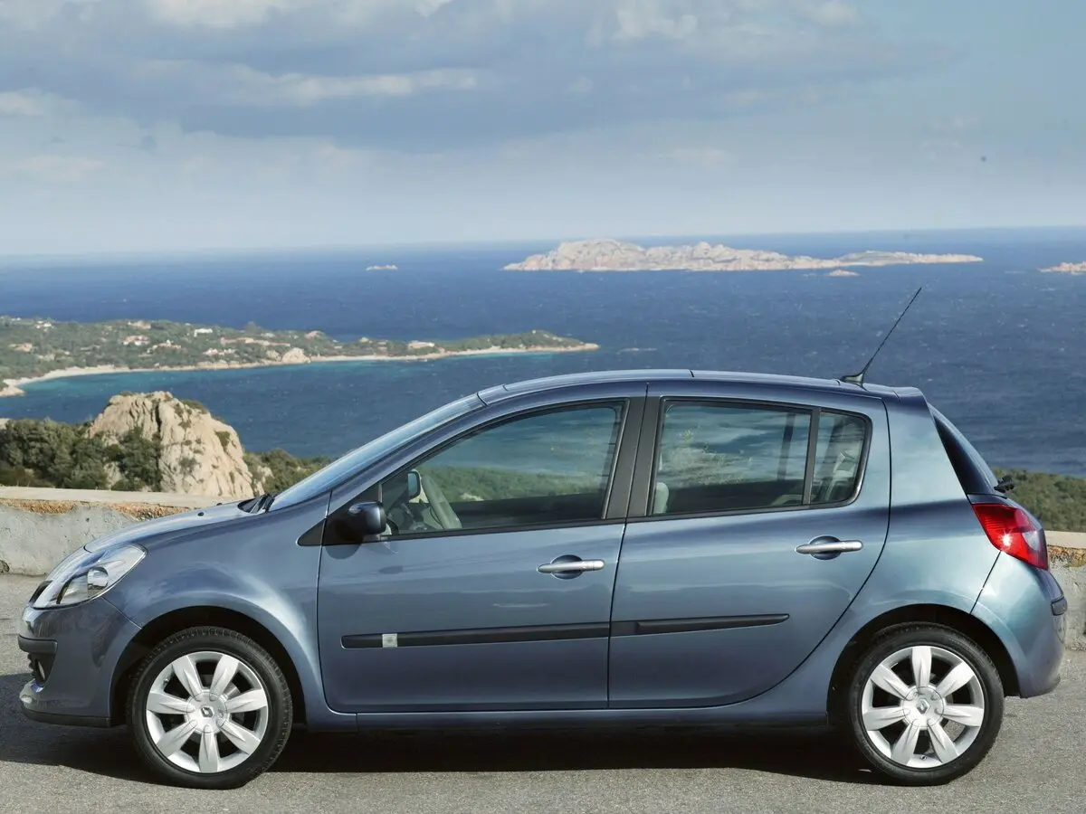 Renault Clio III Хэтчбек 5 дв. — сүрөт 2