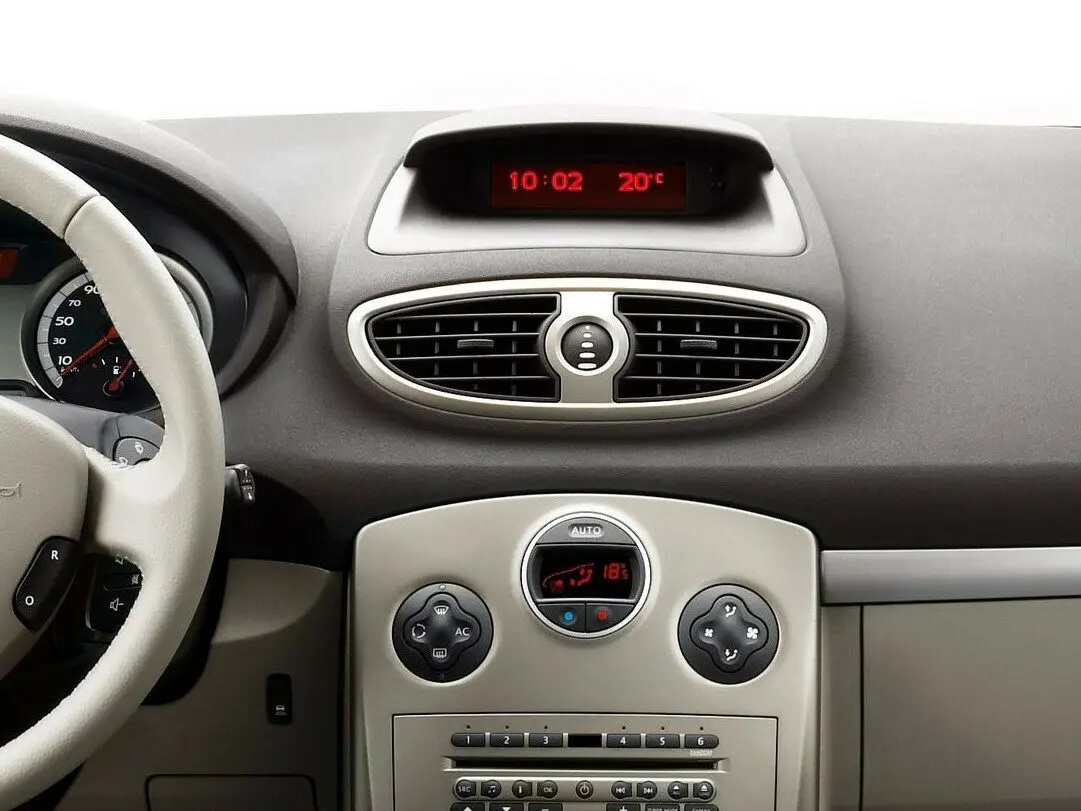 Renault Clio III Хэтчбек 5 дв. — сүрөт 16
