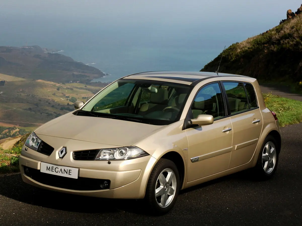 Renault Megane II Рестайлинг Хэтчбек 5 дв.