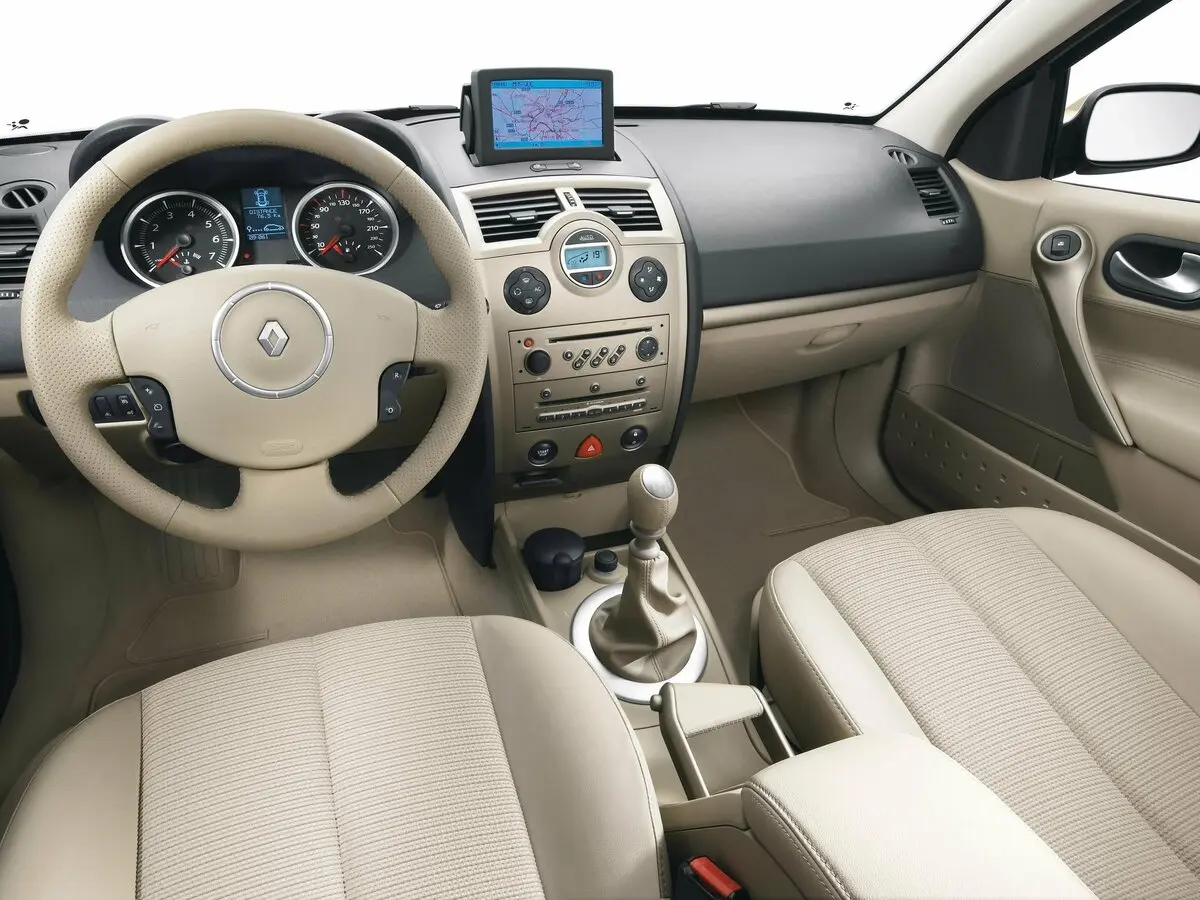 Renault Megane II Рестайлинг Хэтчбек 5 дв. — сүрөт 6