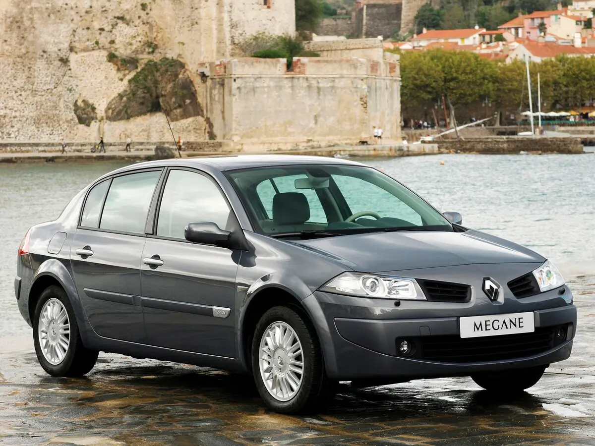Renault Megane II Рестайлинг Седан