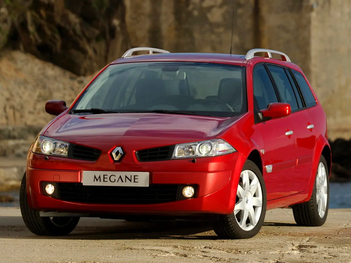 Renault Megane II Рестайлинг Универсал 5 дв. — сүрөт 3