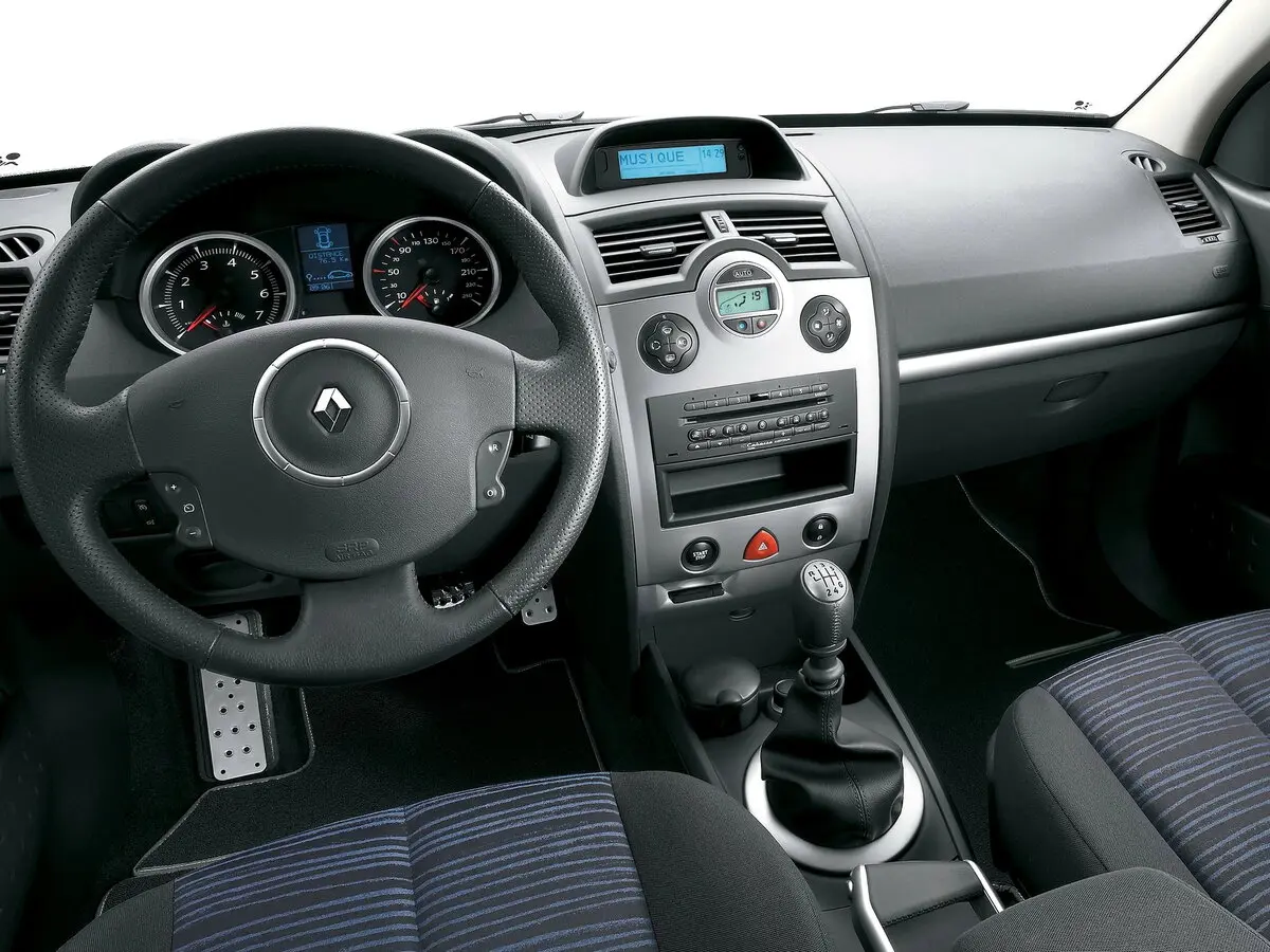 Renault Megane II Рестайлинг Универсал 5 дв. — сүрөт 5
