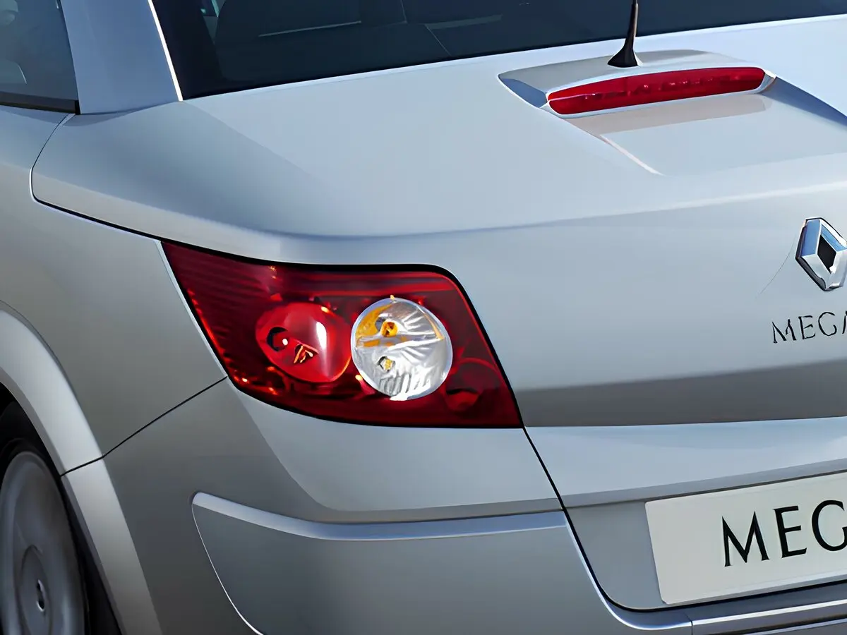 Renault Megane II Рестайлинг Кабриолет — сүрөт 8