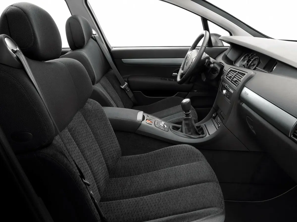 Renault Vel Satis I Рестайлинг Хэтчбек 5 дв. — 照片 4