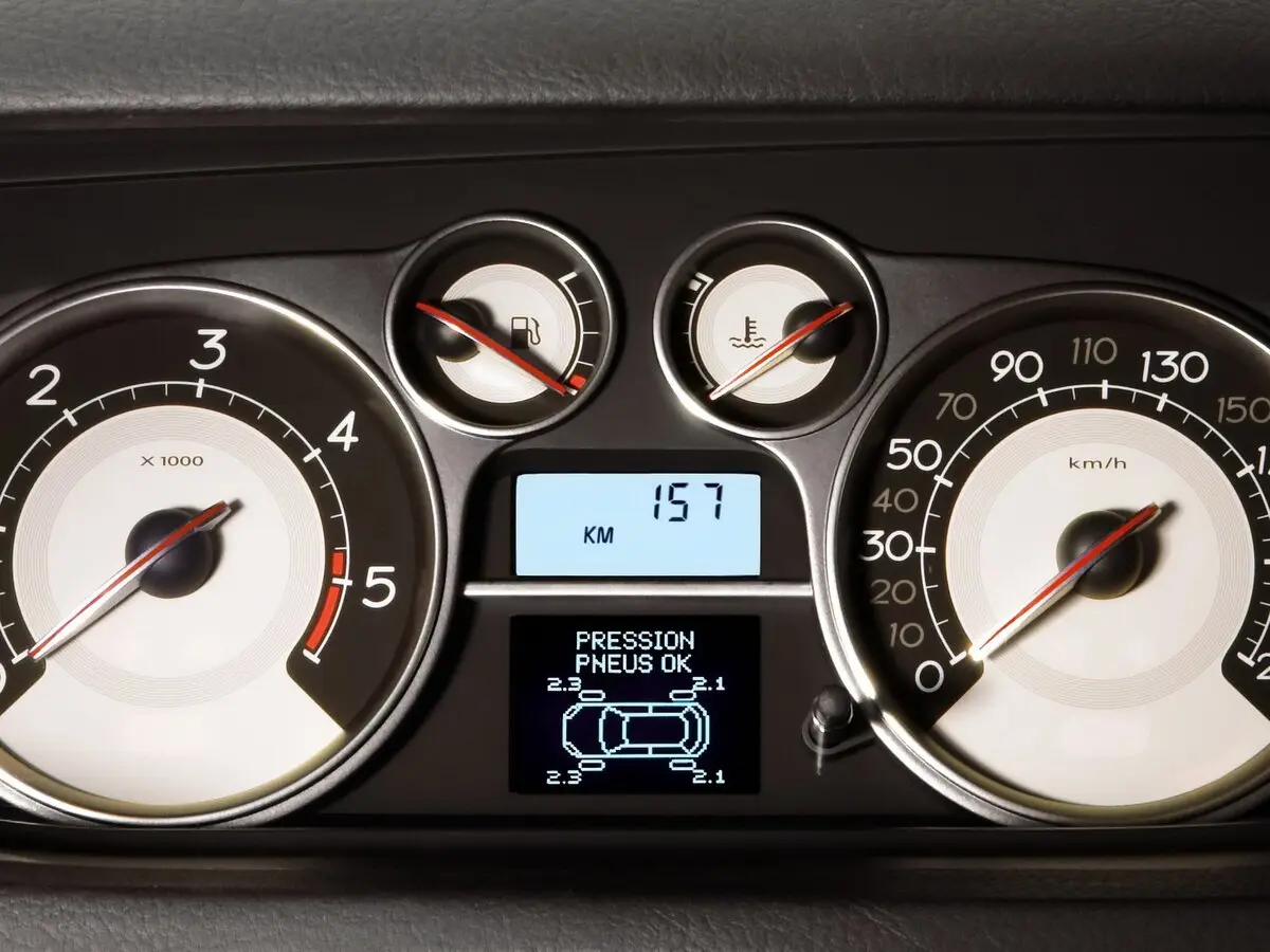 Renault Vel Satis I Рестайлинг Хэтчбек 5 дв. — 照片 5